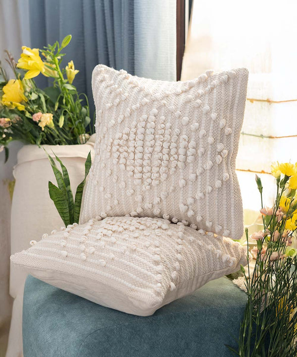 Housse de coussin Serene Pebble touffetée à la main | 100 % coton | 40 x 40 cm